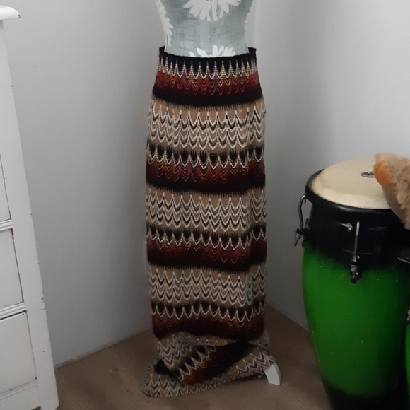 Maxi skirt - Picture 1 of 2